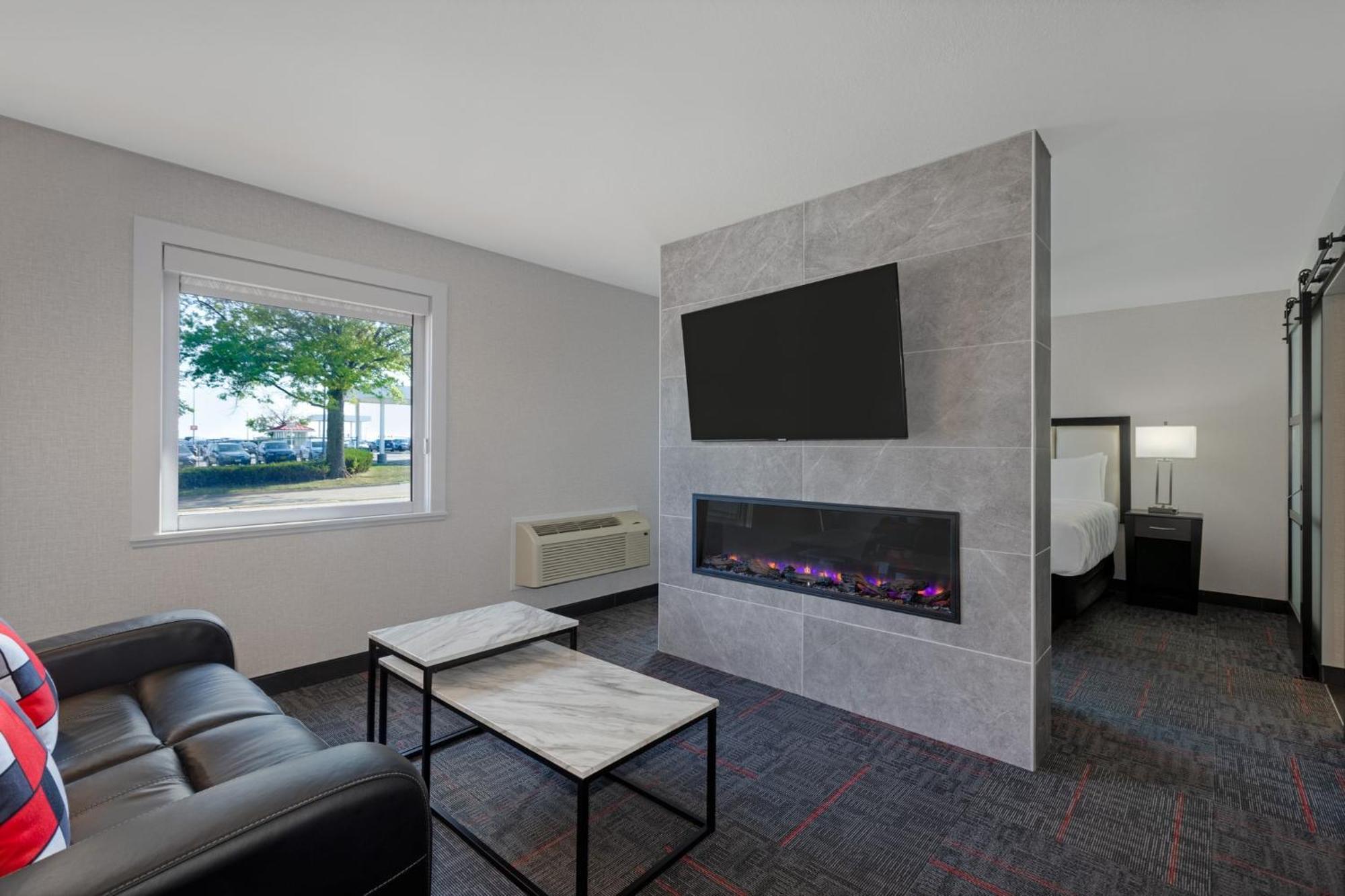 Holiday Inn Des Moines-Airport Conf Center By Ihg Extérieur photo