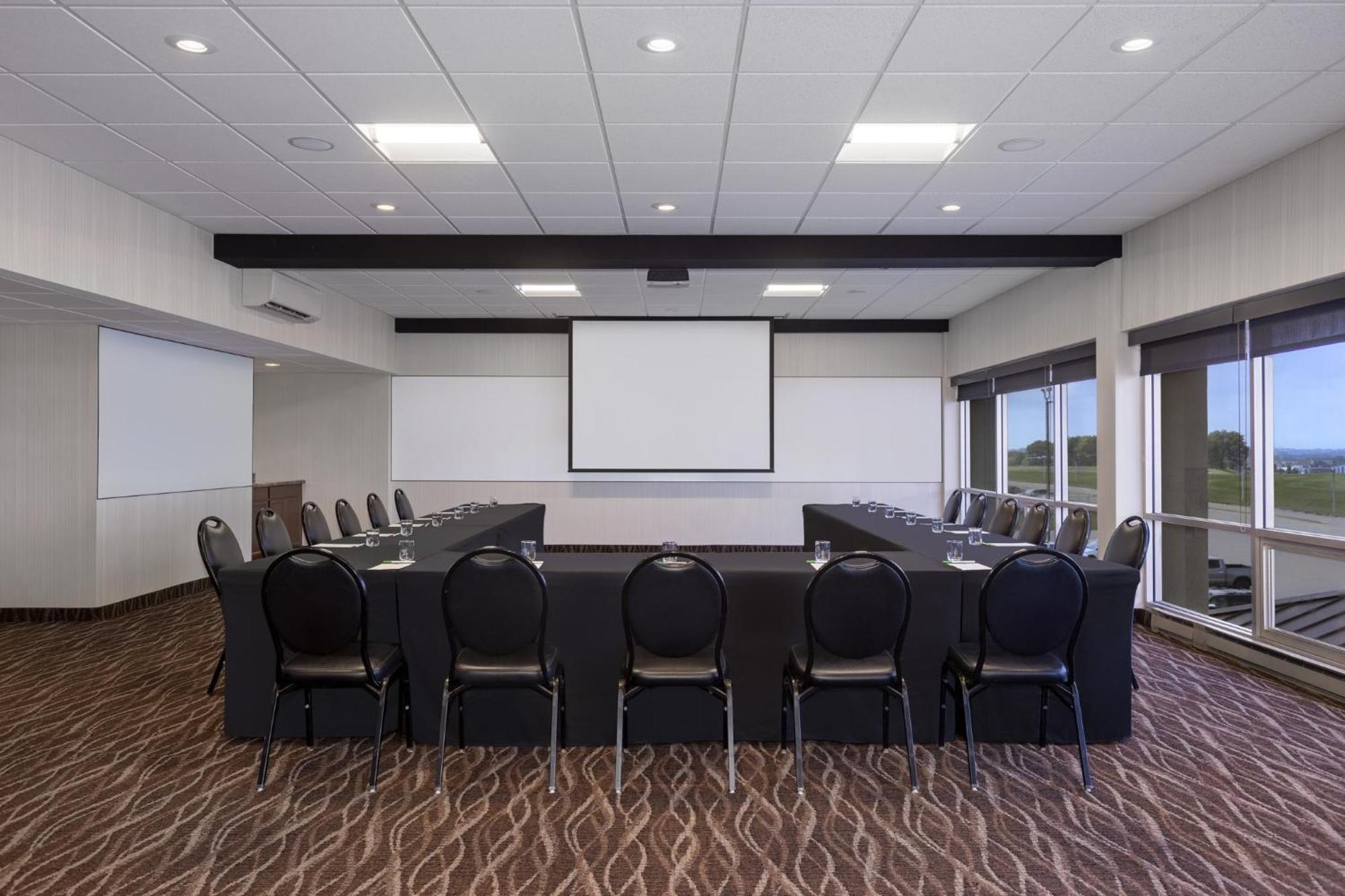 Holiday Inn Des Moines-Airport Conf Center By Ihg Extérieur photo